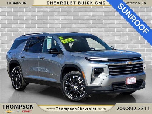2025 Chevrolet Traverse AWD LT