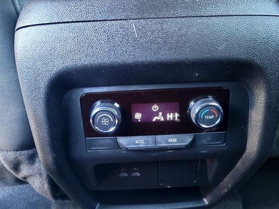 2025 Chevrolet Traverse AWD LT