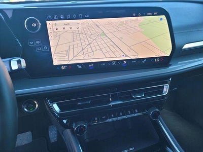 2025 Chevrolet Traverse AWD LT