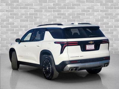 2025 Chevrolet Traverse AWD LT