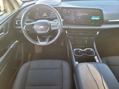 2025 Chevrolet Traverse AWD LT