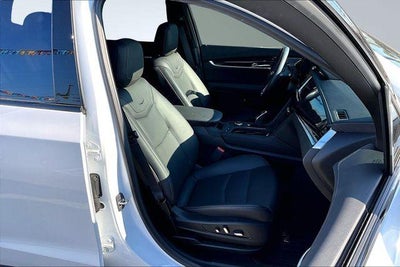 2024 Cadillac XT6 FWD Premium Luxury