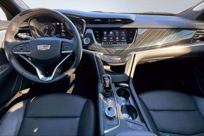 2024 Cadillac XT6 FWD Premium Luxury