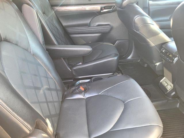 2024 Toyota Highlander Platinum