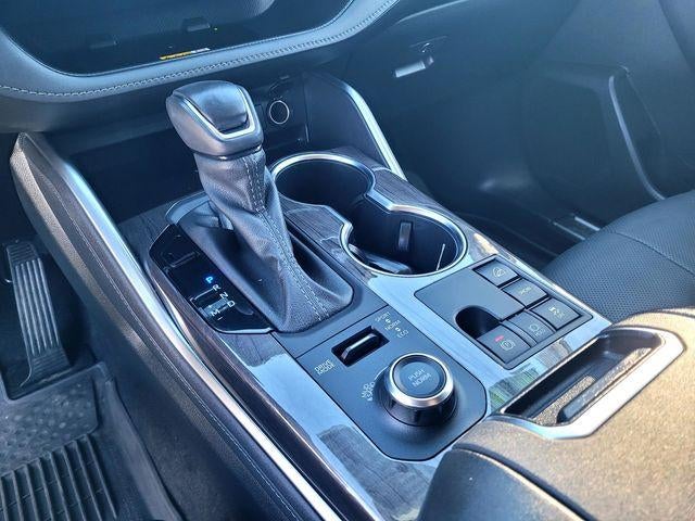 2024 Toyota Highlander Platinum