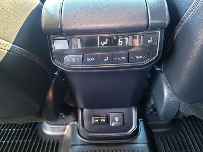 2024 Toyota Highlander Platinum