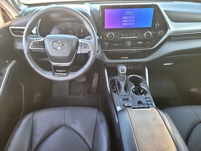 2024 Toyota Highlander Platinum