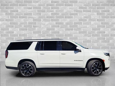 2023 Chevrolet Suburban RST