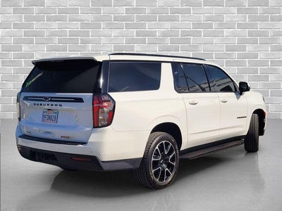 2023 Chevrolet Suburban RST