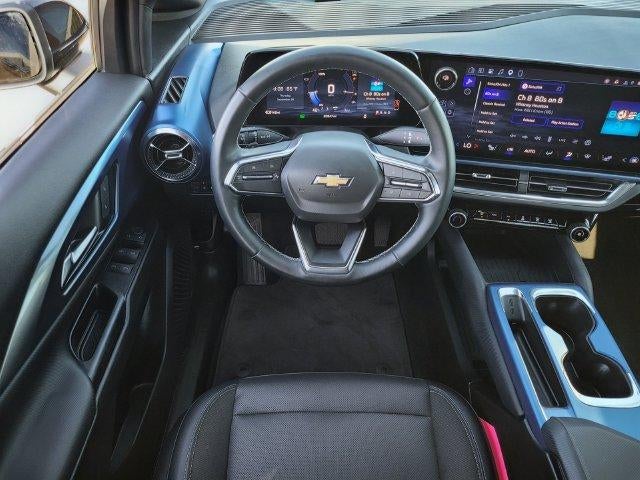 2024 Chevrolet Equinox EV LT - Photo 12
