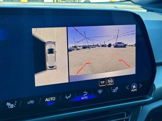 2024 Chevrolet Equinox EV Launch Edition - Photo 21