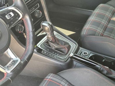 2018 Volkswagen Golf GTI S