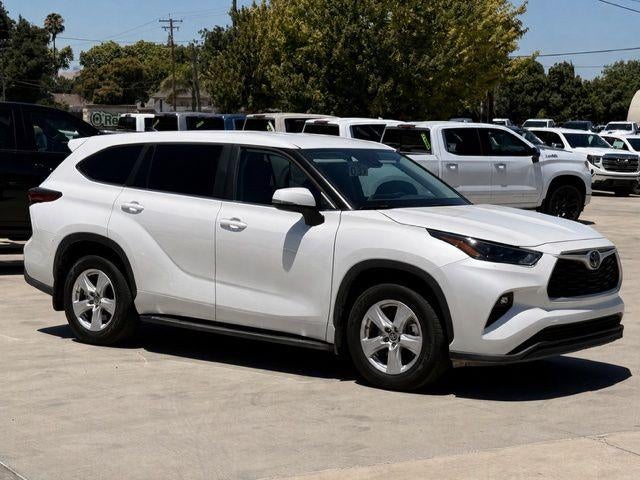 2023 Toyota Highlander LE