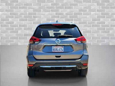 2020 Nissan Rogue SV FWD
